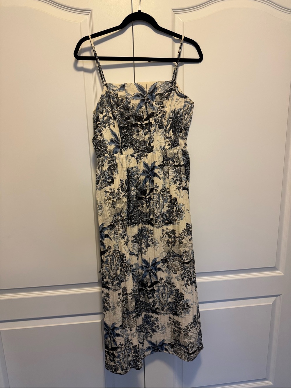 Women’s Cream and Blue Tropical Print Spaghetti Strap Dress H&M